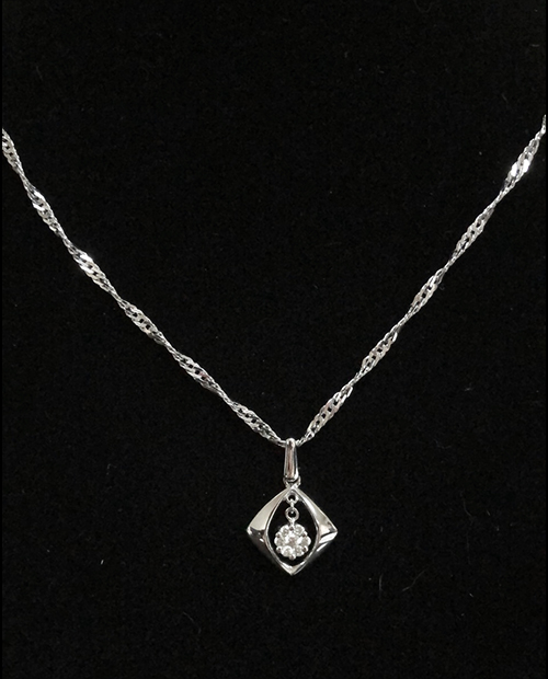 (已售出)鑽石墬飾項鍊 主鑽共約40分